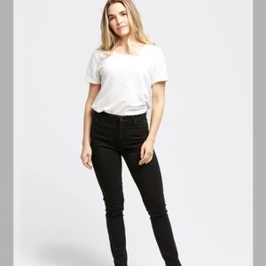 Able The High Rise Claudia Wash Skinny Jeans (32)